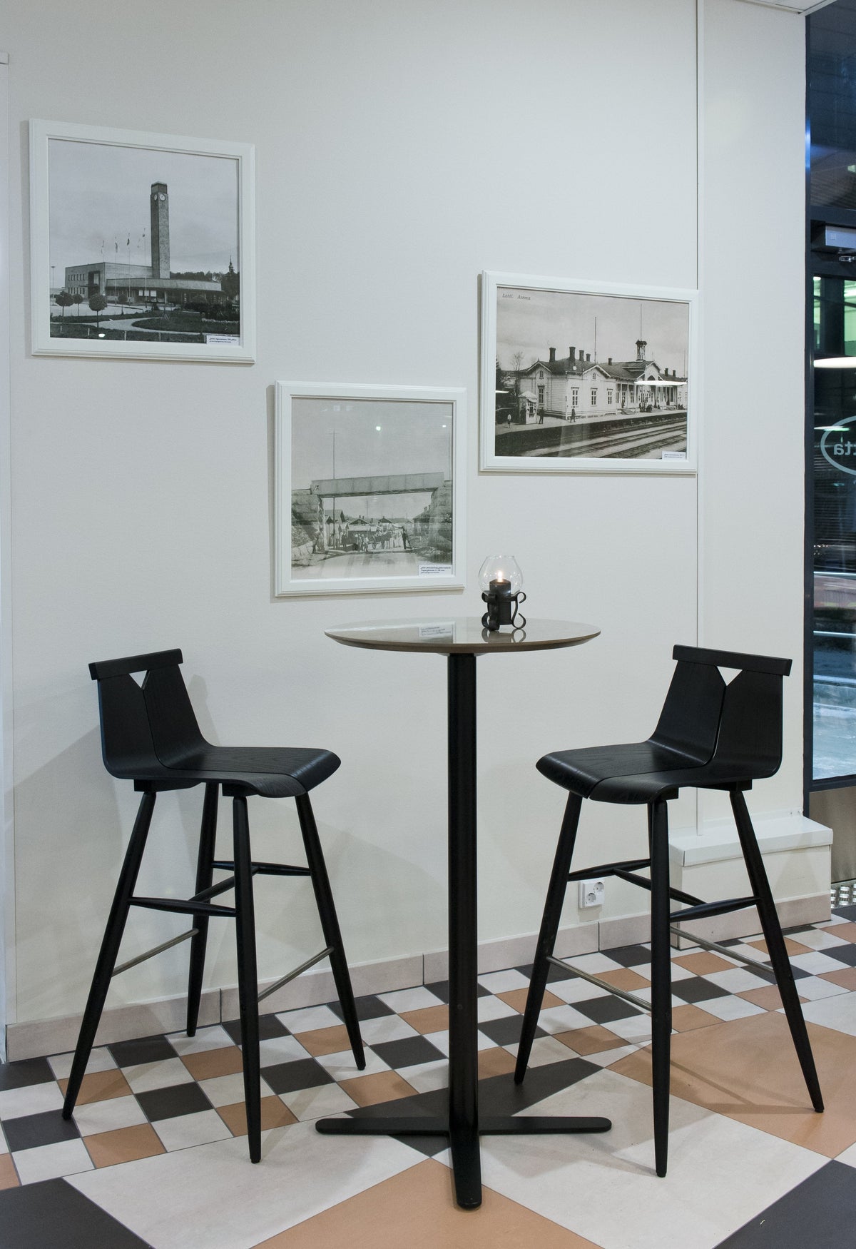 HIILI (delivered in parts M8) | table base